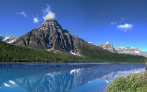 One of the things to do in British Columbia is to visit the Rocky Mountains